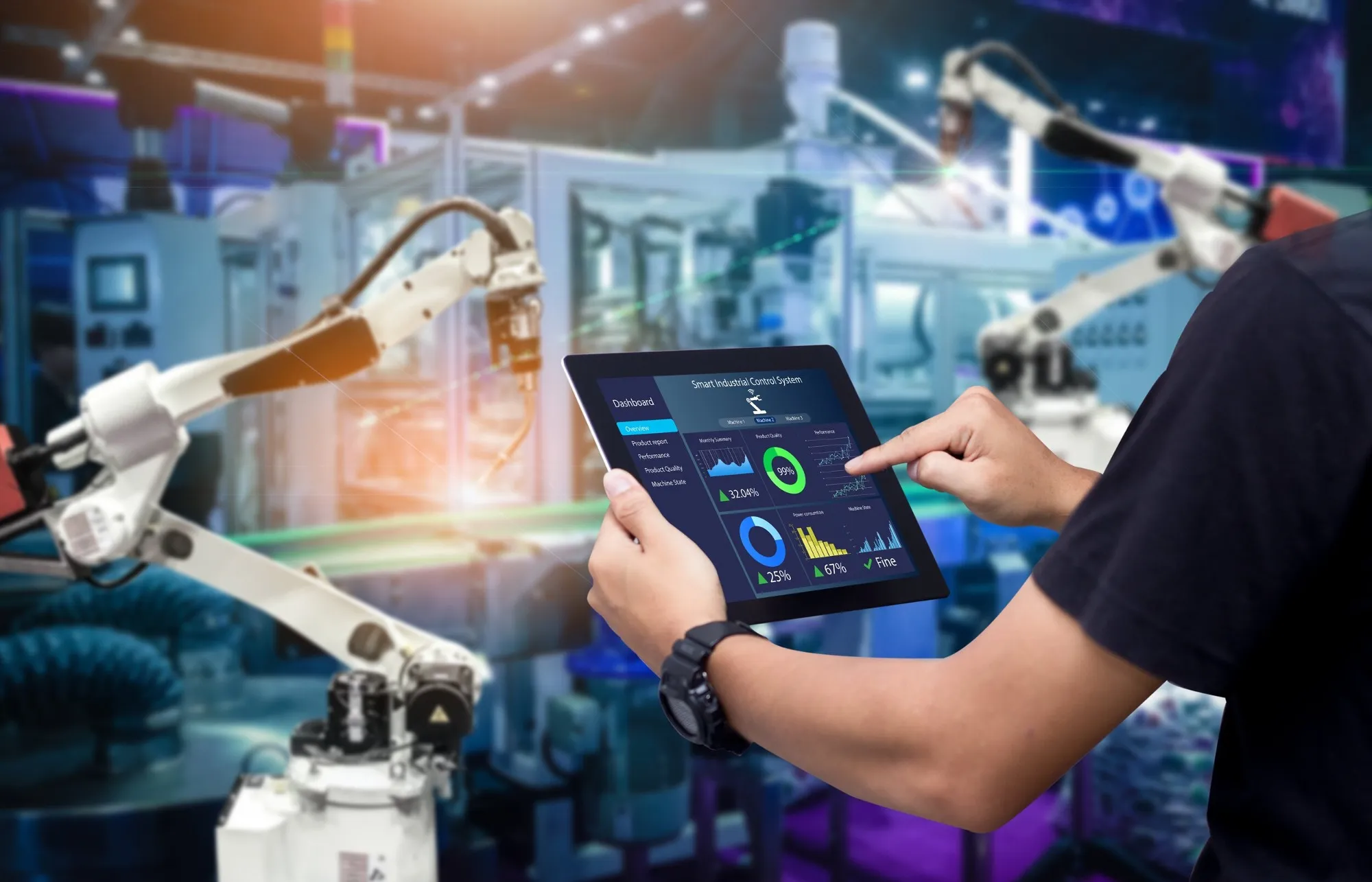 In der Industrie 4.0 sind maßgeschneiderte Softwareanwendungen wichtiger denn je, um komplexe Anforderungen zu erfüllen und den digitalen Wandel zu meistern.